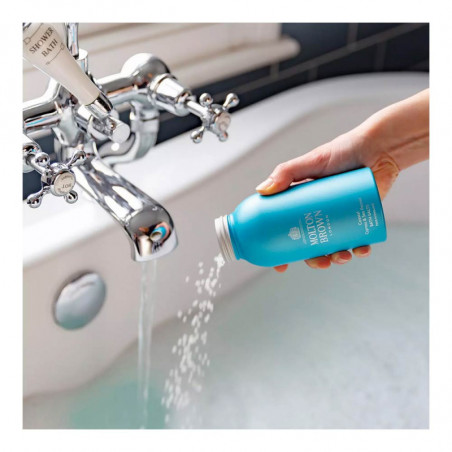 Bath Salts Coastal Cypress Sea Fennel 300G On | Molton Brown