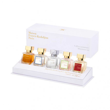 SET OF MINIATURES