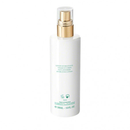 Priming With A Hydrating Fluid | Valmont