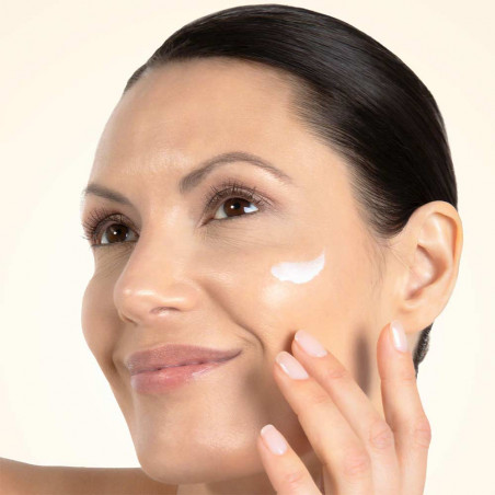 V Lift Eye | Valmont
